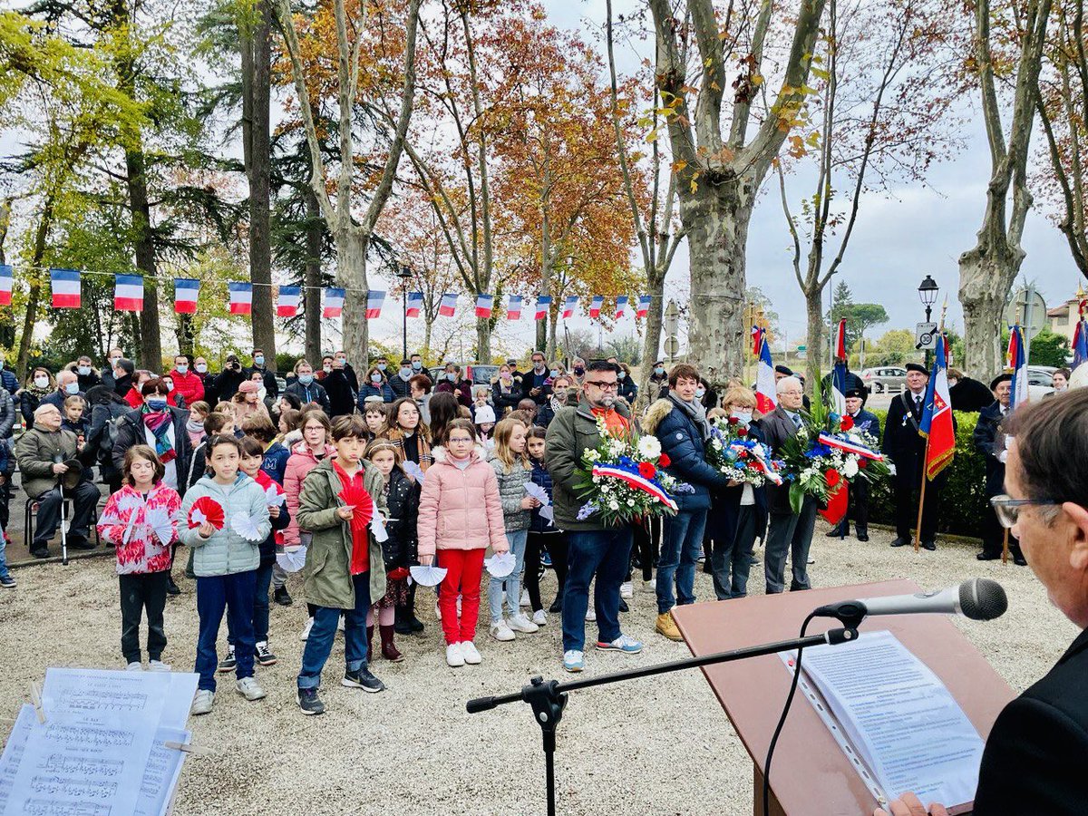 JeanLucLAGLEIZE's tweet photo. #11novembre 103ème anniversaire de l’ #Armistice de 1918 dans nos communes de la #circo3102. Aujourd’hui les hommages sont rendus à ceux qui sont morts pour la #France 🇫🇷 à #Garidech, mais aussi à #Montjoire et #Montpitol https://t.co/8YCaLos6Pa