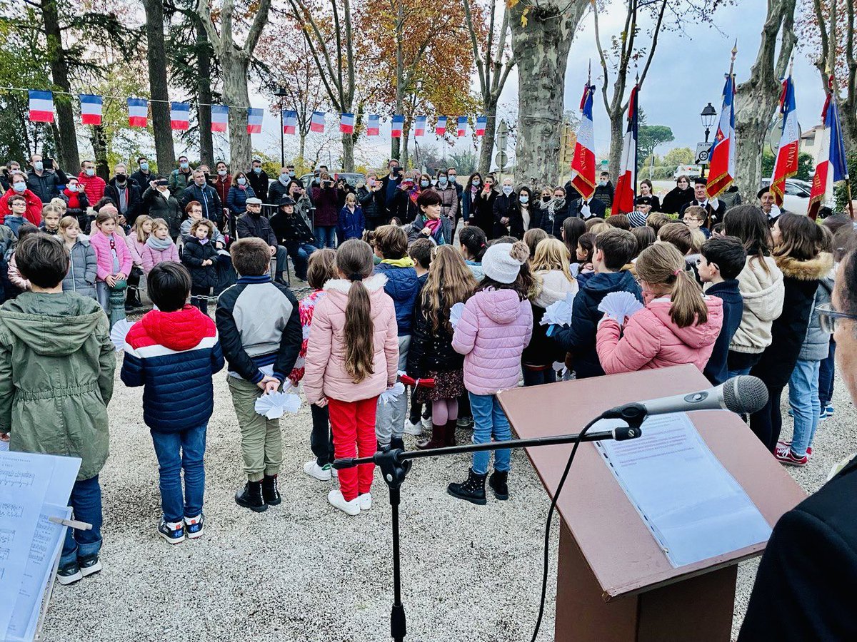 JeanLucLAGLEIZE's tweet photo. #11novembre 103ème anniversaire de l’ #Armistice de 1918 dans nos communes de la #circo3102. Aujourd’hui les hommages sont rendus à ceux qui sont morts pour la #France 🇫🇷 à #Garidech, mais aussi à #Montjoire et #Montpitol https://t.co/8YCaLos6Pa