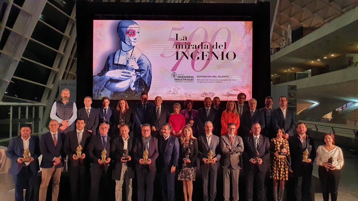 Graphenglass_'s tweet photo. Nuestro agradecimiento a @IndustrialesCV por distinguir a nuestro equipo con #PremiosLuisMeleroiMasCOIICV por su compromiso con la sociedad y ejemplo de gestión de crisis COVID-19 desde la ingeniería industrial. Recogen el galardón @HerediaGg y @VteMontesinos CEO @Graphenglass_ https://t.co/NJSH0Ey74z