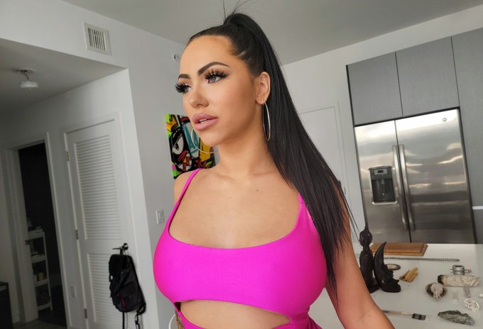 🔥𝕴𝖐𝖊 Diezel 🔥 - Looking 🔥 today @mjfreshOF 💦 https://t.co/vAcJLd7rG8