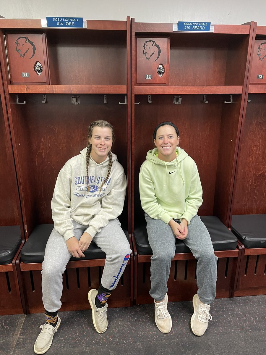 🚨UPDATE ALERT🚨 

New lockers are in and these girls are happy ⚡️⚡️⚡️ #BallOut