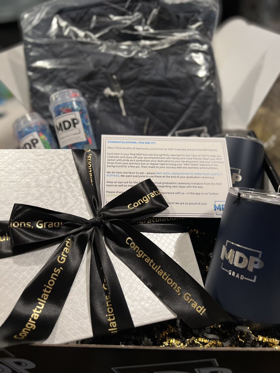 michellehaines_'s tweet image. I did it 🥳🥳 I learned SOOO much from this program and I'm so happy that I was chosen to be a part of it! #2021MDPLIFE #MDPAlum