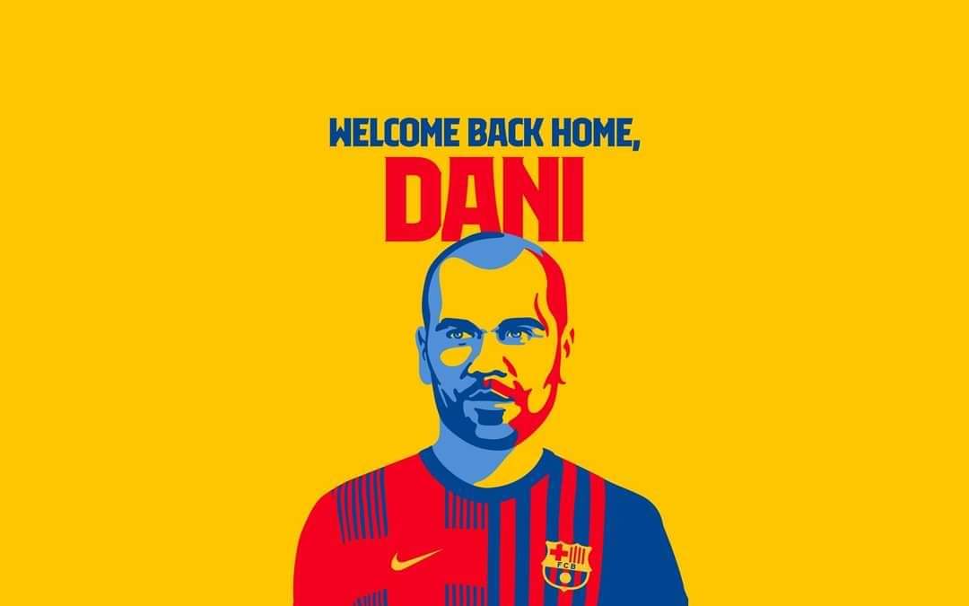 guateplusgt's tweet photo. #Deportes|  El FC Barcelona hace oficial el fichaje de Dani Alves, que se incorporará a los entrenamientos en los próximos días, pero no podrá debutar hasta enero. https://t.co/rMiJ9bVAQ5