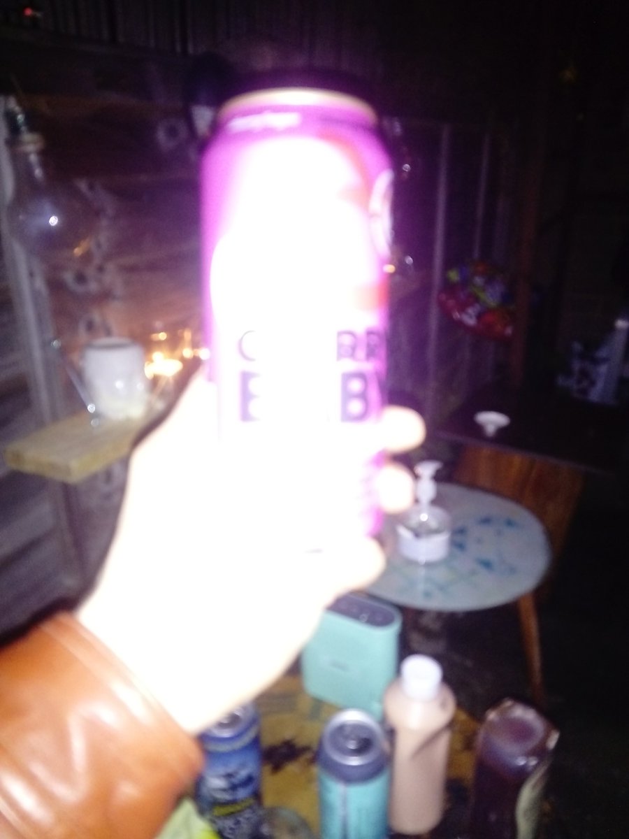 Cherry piss from the <a href="/Williamsbrewery/">Williams Bros. Brewing Co.</a> bought from <a href="/AldiUK/">Aldi Stores UK</a> affordable tasty piss from tonight's arseanal #tastypiss #hopheadz #williamsbros #cherrypiss