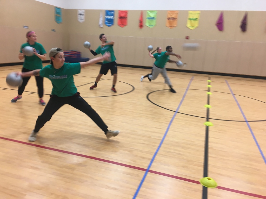 shorelinesocial's tweet photo. Last chance to sign up for dodgeball! 

https://t.co/o5xYFSMGBS

#dodgeball #newlondon #adultleagues #coedsports #besocial #fall #fallleague https://t.co/B1jNBHabUf