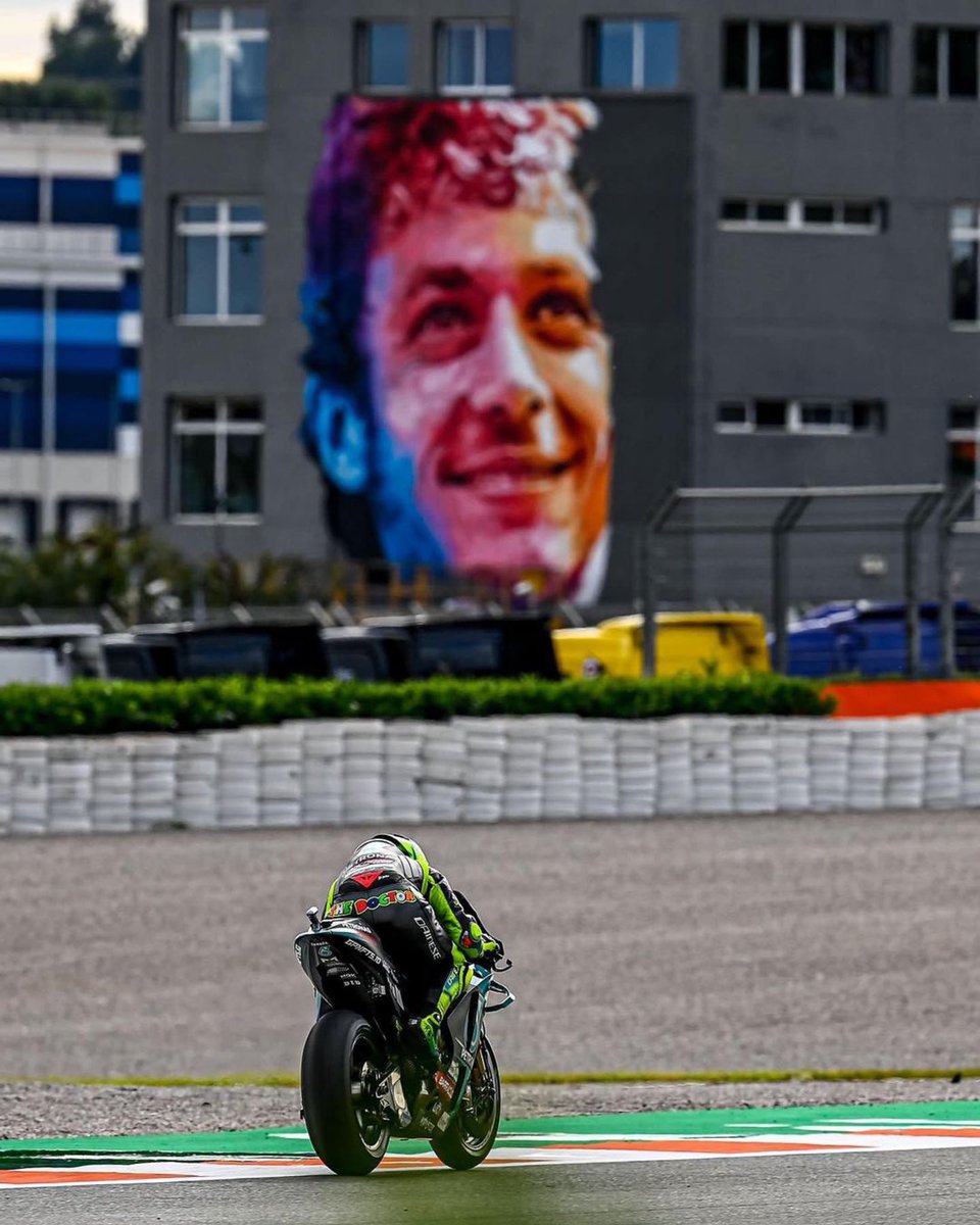 ValeYellow46's tweet photo. Circuit Ricardo Tormo,Valencia
Friday,free practice
📸 @FAlex79 @GigiSoldano @GambutiPhoto @Jesus_Robledo https://t.co/lGY9UqF6df