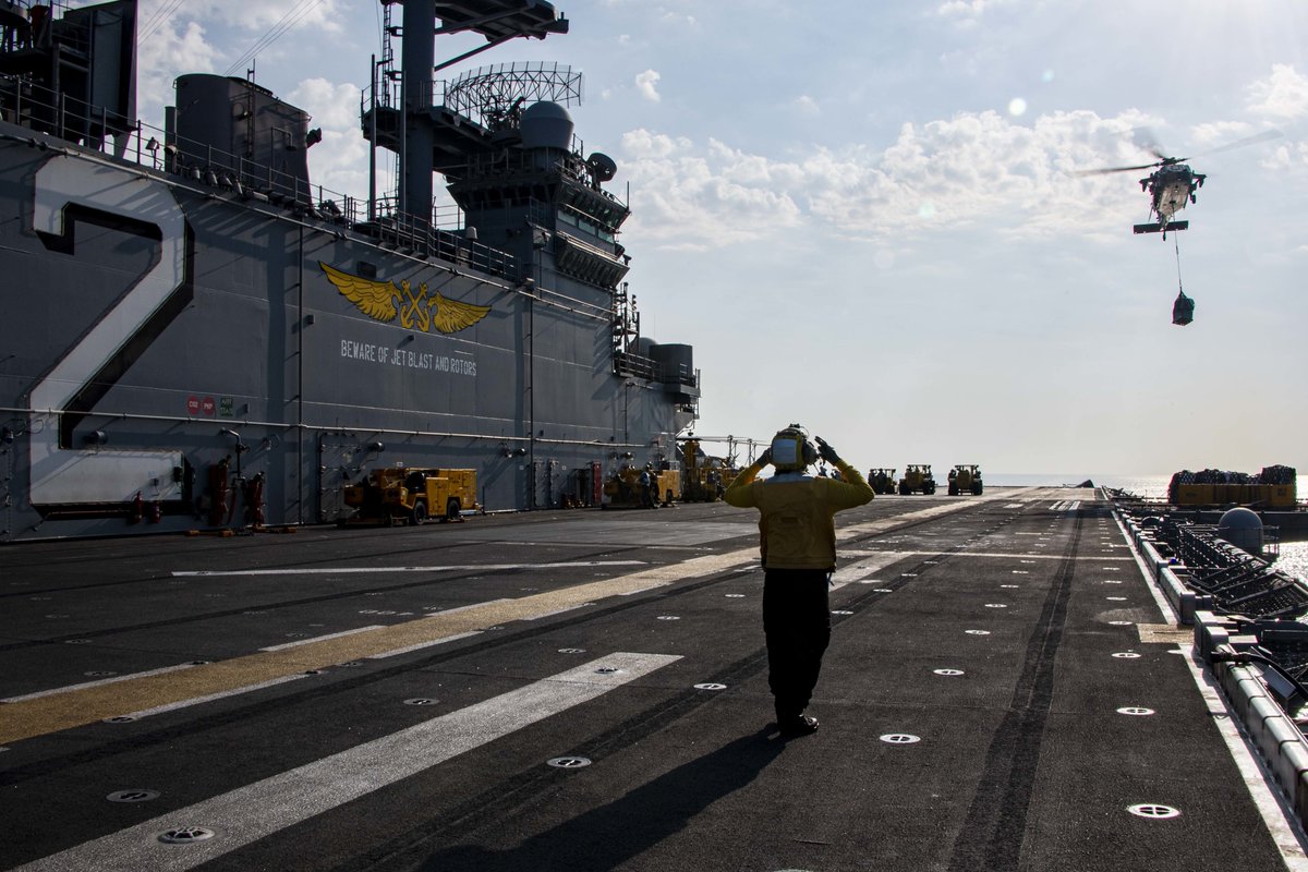 USNavy's tweet photo. Fresh supplies incoming! ⚓
#USNSCesarChavez conducts a replenishment-at-sea with #USSEssex. Essex and the @11thmeu are deployed to the @US5thFleet area of operations in support of naval operations to ensure maritime stability and security in the Central Region. https://t.co/rY0L5KqsUO