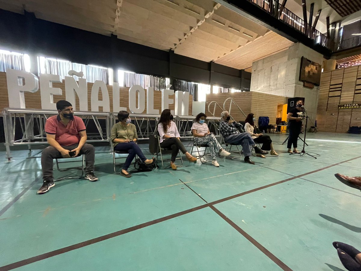 csaenzca's tweet photo. Programa en Terreno de @ProvosteYasna hoy en Peñalolen, conversamos de Pensiones, Cultura, Artes y Patrimonio, Infancia y Adolescencia, Inclusión y Género y Disidencias.
#AhoraYasna
#ProgramaEnTerreno https://t.co/gCueA86uyq