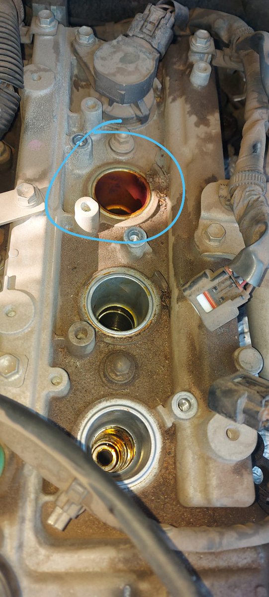 aalevera's tweet image. Los influencer de @Copetrol_Py pio pueden ayudarle al prójimo laburante que fue a cargar por 100 mil a una playa en Mariano Roque Alonso y le cargaron agua, le fundieron el tanque, motor, el día le cagaron, 1 palo ya está gastando. La interventora del grupo no quiso mostrar el