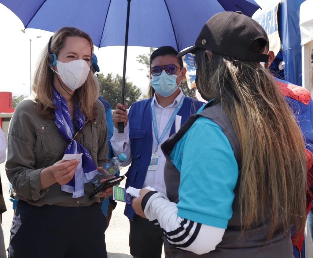 AmyEPope's tweet photo. Efforts made by the government to support their vaccination are outstanding. 3,851 migrants and refugees have been vaccinated against #COVID19, with support from @OIMColombia. https://t.co/pUKJof4PTZ