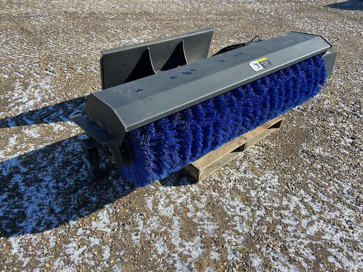 RaczynskiSales's tweet photo. Need some snow removal equipment for your skid steer? 8’ snow buckets and power brooms at low prices. Give me a call, 306-722-7661 https://t.co/4O7xH0gev9