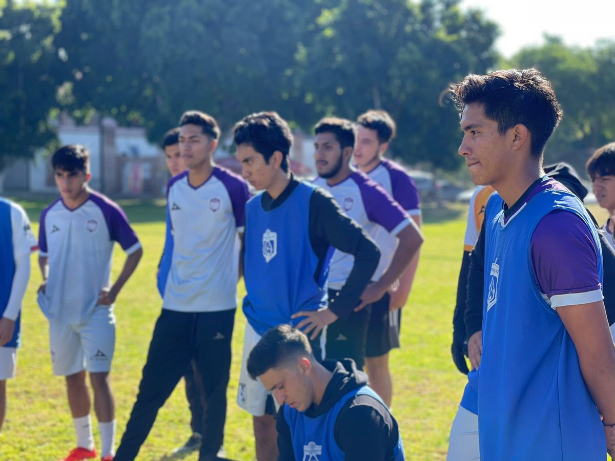 Así se cierra la semana 🦾⚽️
👉🏻A pesar de que nuestro partido del sábado se cancela, nos seguimos preparando para el partido del miércoles correspondiente a la jornada 1 🤩🔥 <a href="/LigaTDP/">Liga TDP</a>