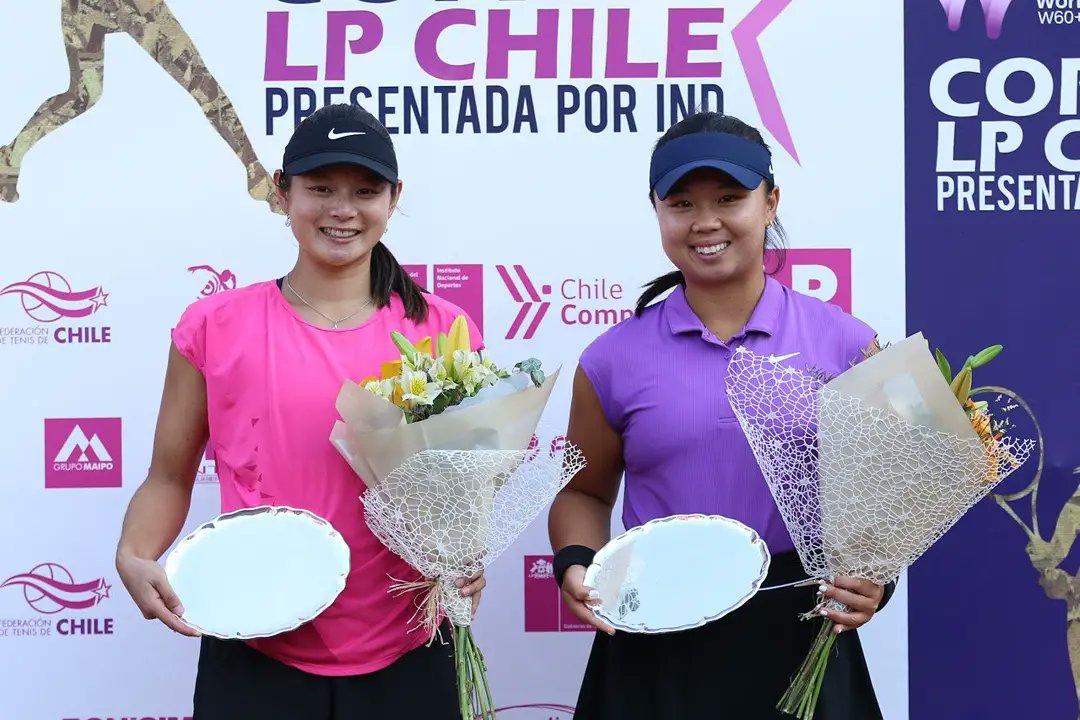 CopaLPOpen's tweet photo. ¡Felicitaciones campeonas!
Arianne Hartono 🇳🇱 y Olivia Tjandramulia🇦🇺 integraron la mejor dupla de la #CopaLPChileIND tras vencer a Daniela Seguel 🇨🇱 y Katharina Gerlach 🇩🇪 por parciales de 6-1 y 6-3
#TenisComoNuncaAntesLoViste #ITFWorldTennisTour #CopaLPChileIND https://t.co/woAjUgPEQU