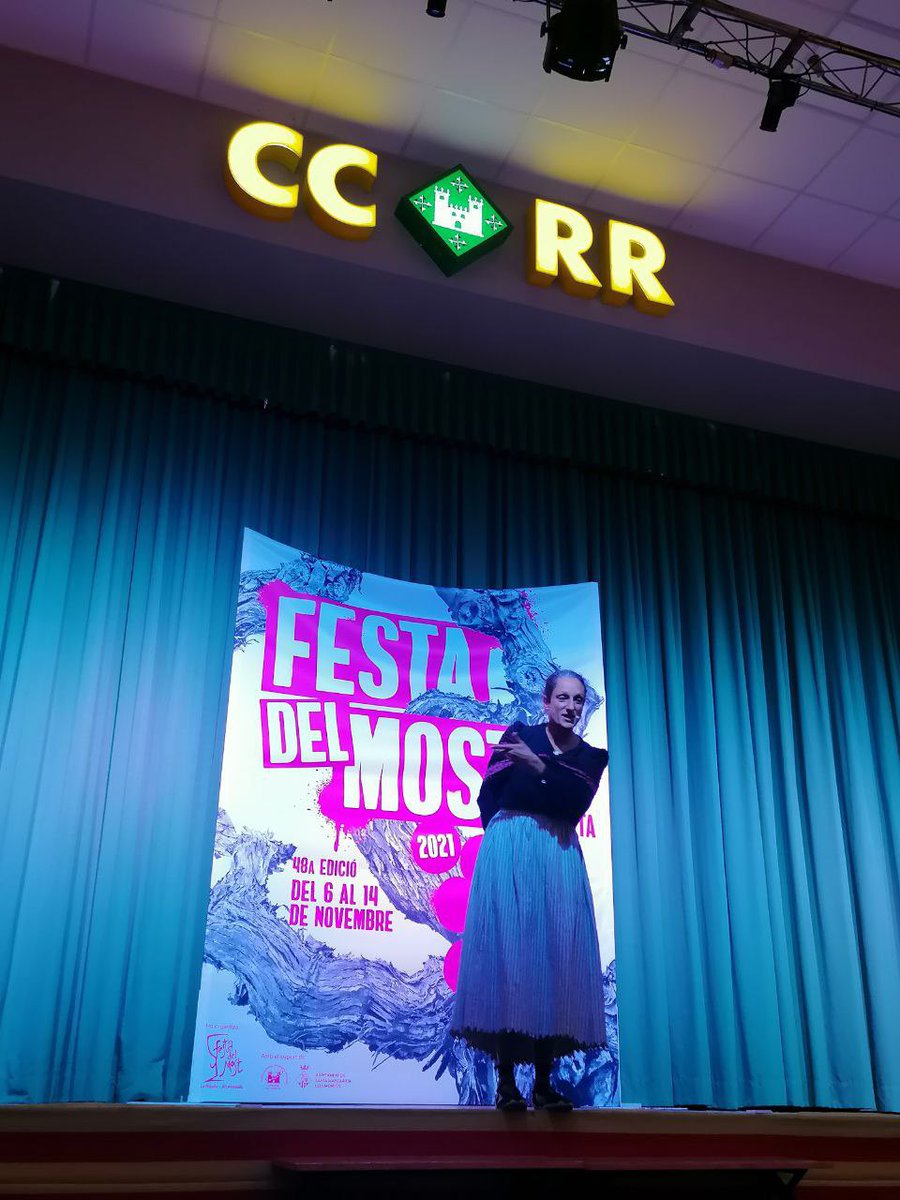 Aquest any si que hem pogut inaugurar la 48ena mostra de vins i caves de la #festadelmostlarapita Felicitats al grup de joves de #LaRapita per organitzar-la i fomentar les tradicions i #cultura Des de l’Ajuntament <a href="/smmonjos/">Ajuntament de Santa Margarida i els Monjos</a> us hi acompanyem  #culturasegura