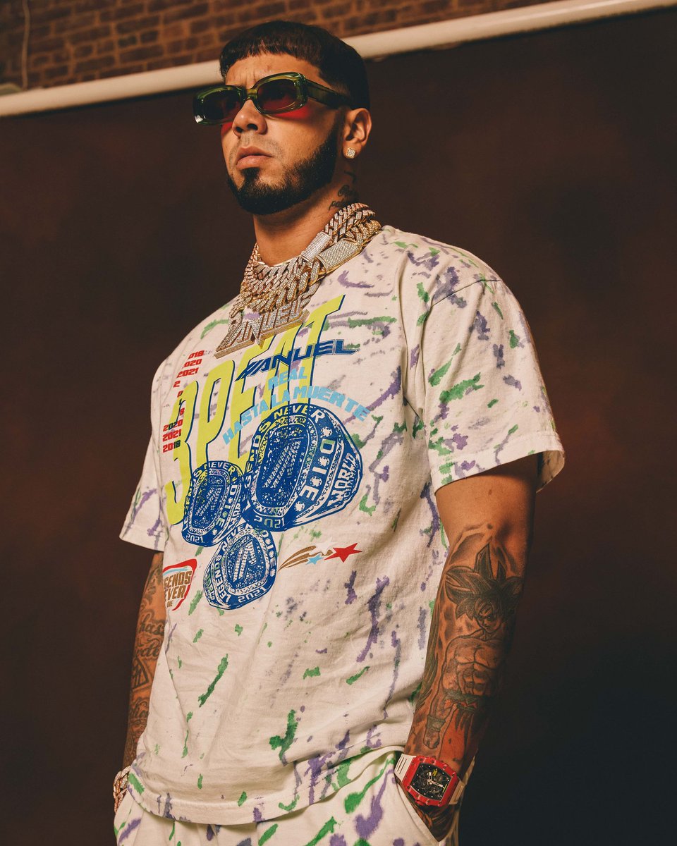 legendanuel's tweet photo. Hablamos el 11/17/21 colección #LasLeyendasNuncaMueren ✨🏆
#LegendsNeverDie Merchandising
@Anuel_2bleA X @Footaction https://t.co/fBs6sZkASy