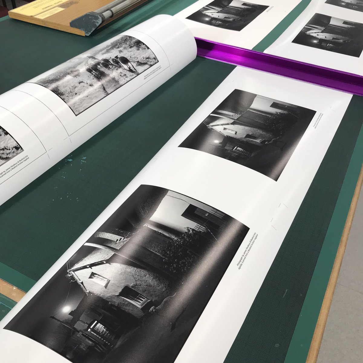 SimonStanding's tweet image. Lovely day test printing some (digitised) James Ravilious images today. Always fascinating engaging with such lovely work. ⁦@beaford⁩ ⁦@JamesRavilious⁩