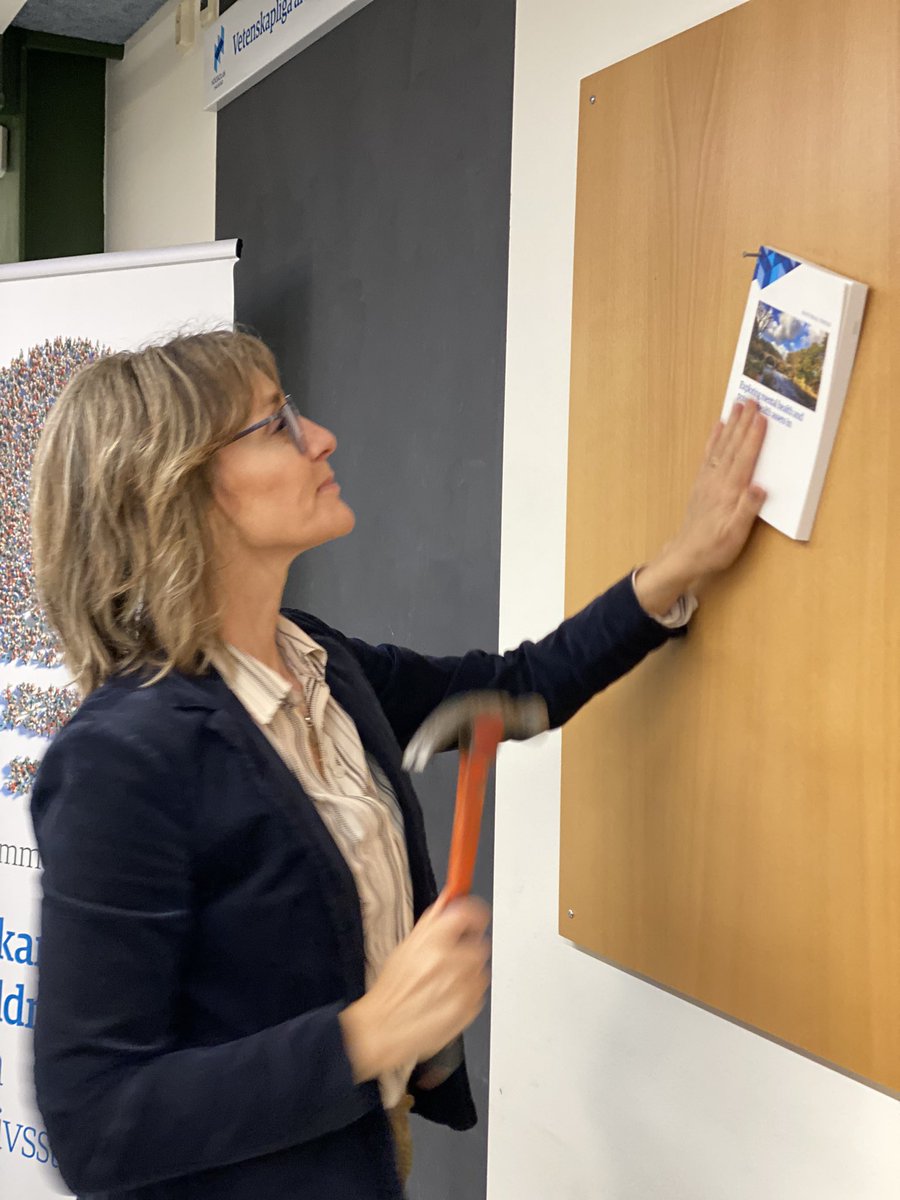 PetraSvedberg (@pachsved) on Twitter photo Spikning av avhandling om unga vuxnas psykiska hälsa <a href="/KatrinHWestberg/">Katrin Häggström Westberg</a> En avhandling viktig i det nationella arbetet att främja de unga vuxnas psykisk hälsa ! <a href="/HogskolanHstd/">Högskolan i Halmstad</a> Spikning av avhandling om unga vuxnas psykiska hälsa <a href="/KatrinHWestberg/">Katrin Häggström Westberg</a> En avhandling viktig i det nationella arbetet att främja de unga vuxnas psykisk hälsa ! <a href="/HogskolanHstd/">Högskolan i Halmstad</a>