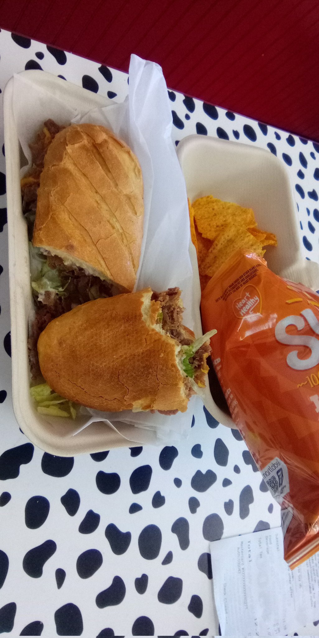 2 pic. It's amazing that Firehouse doesn't know what the difference is between American cheese and provolone cheese they call provolone cheese American they tell me there's no difference I know better I've managed a subway for a year https://t.co/vZLoOBBST8