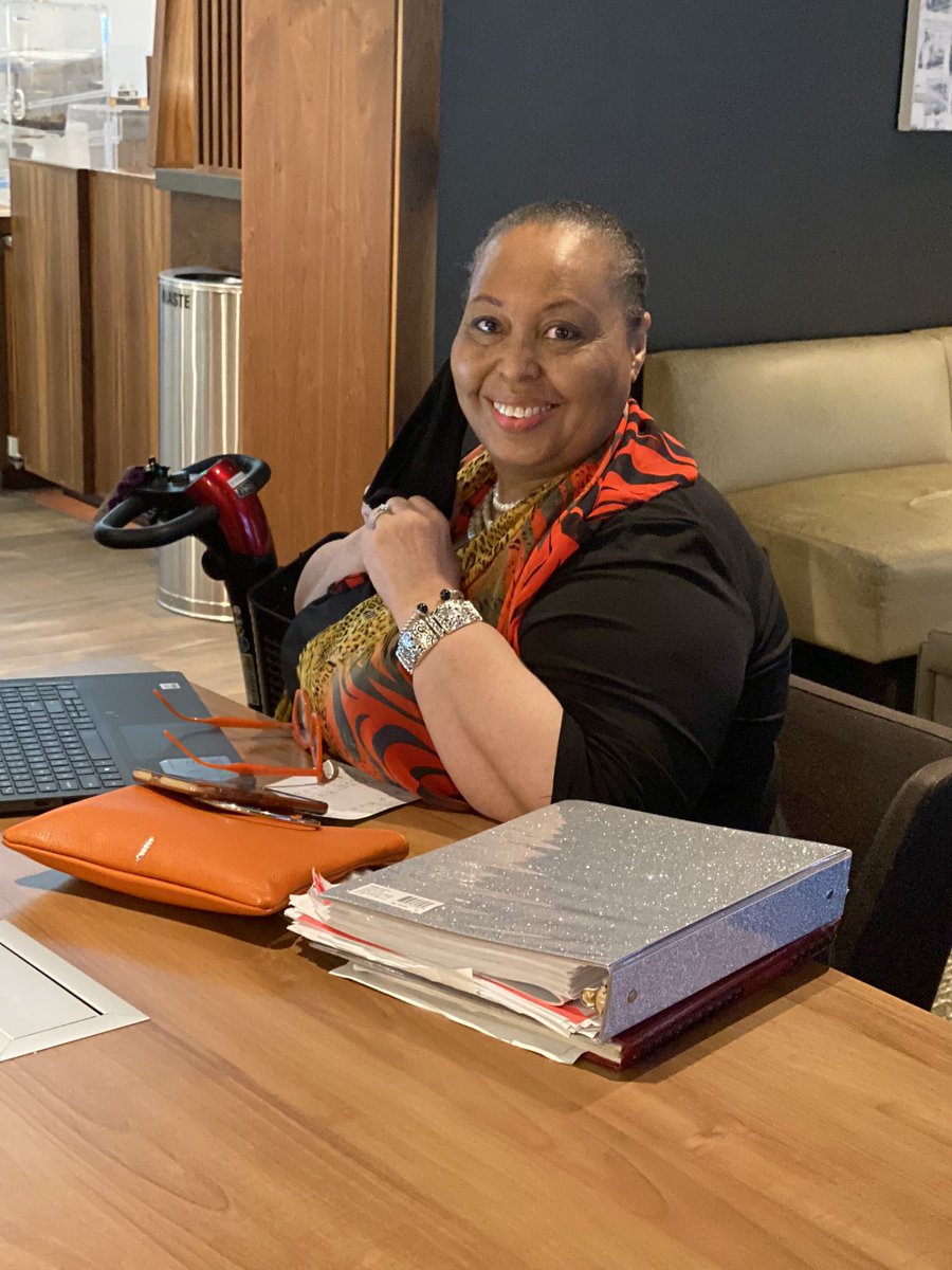 We couldn’t be doing this today without the most wonderful organizer in Pasadena, Lena Kennedy, the woman who makes the SoCal Women’s Conference happen 🌹   <a href="/llkpasa/">Lena Kennedy</a> <a href="/LenaKen15435194/">Lena Kennedy</a>