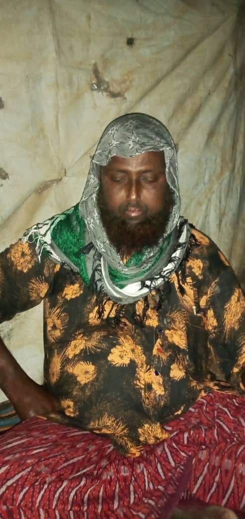 MoInfosws's tweet photo. Mohamed Hassan Moallim,a court judge for the terror group of #Al-Shabab at #Kuntuwarey district in #Lower_Shabelle region surrendered to #Somalia's security forces in #Qoryooley town. @UNSomalia https://t.co/SsS7J2CaFZ