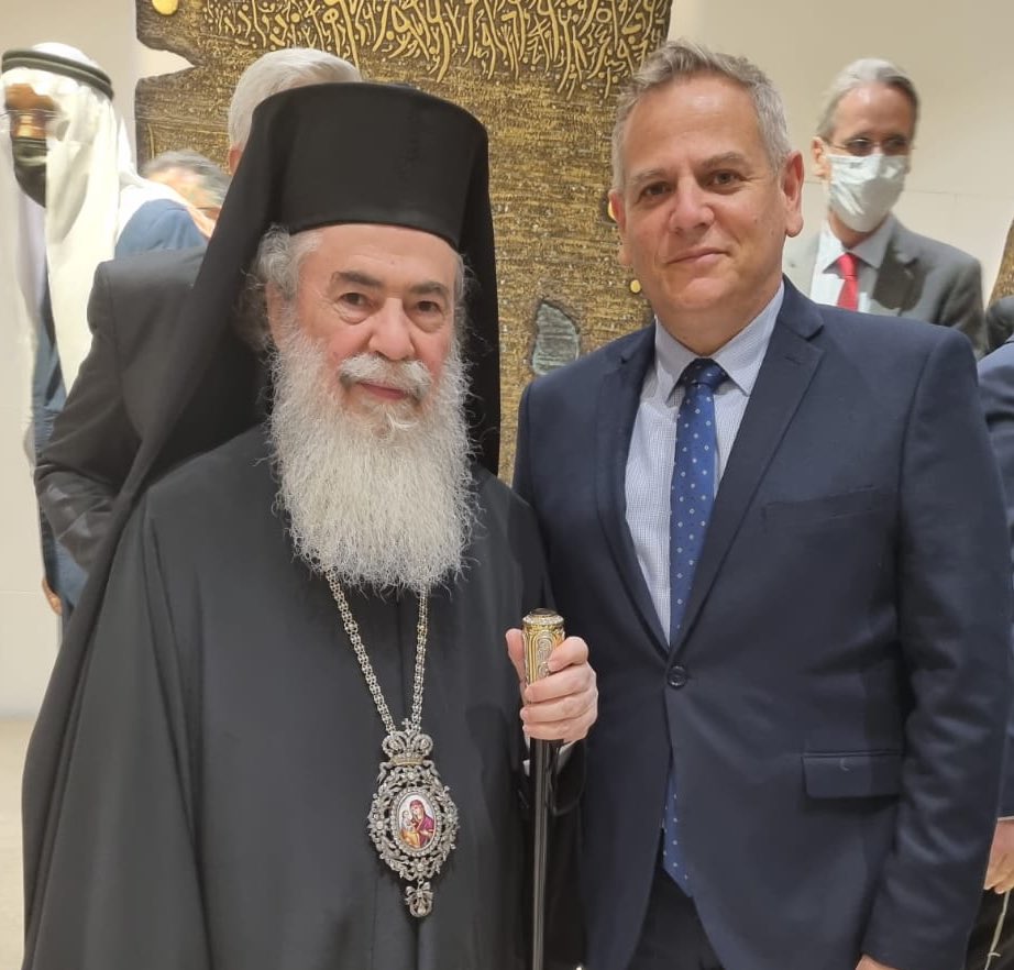 ניצן הורוביץ ודמבלדור נפגשו לדון בענייני מגפת הקורונה.
עבודה יפה מאוד ניצן, כל הכבוד.