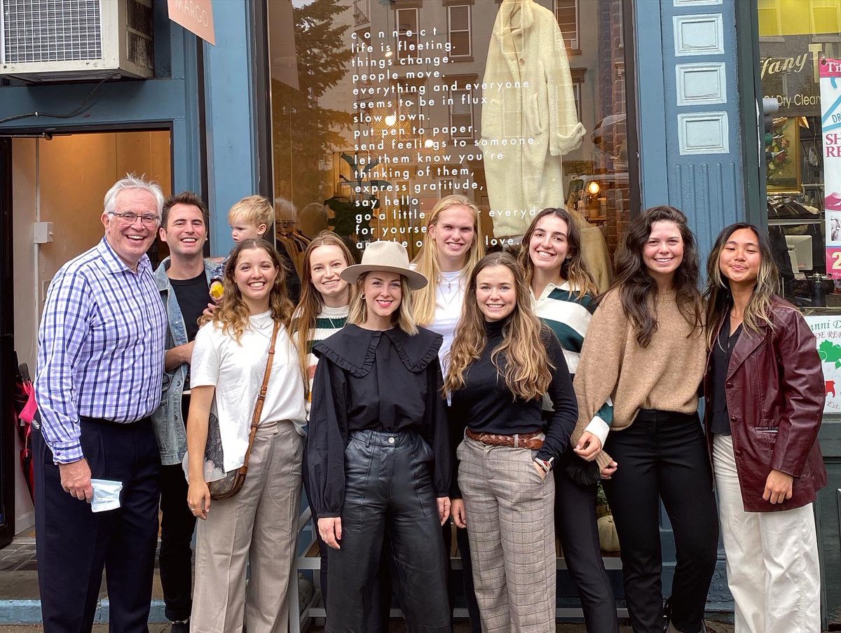 RutgersWGolf's tweet photo. Enjoyed a wonderful morning in Hoboken learning about entrepreneurship and branding from #RNetwork!
#RFamily https://t.co/weHf6iTTRq