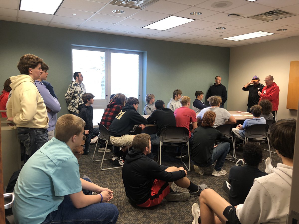AthleticsRchs's tweet photo. RCHS Athletics: Baseball Call Out Meeting with Coach David Ellis today during SRT: https://t.co/fgZCBbUrea