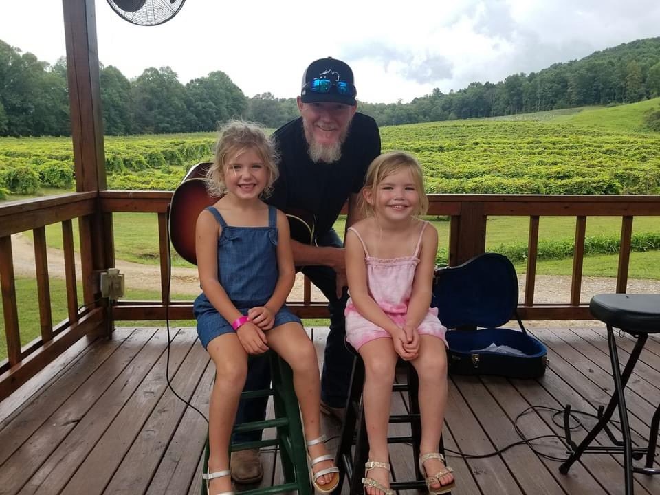 It’s always a great time when Gregg Erwin takes the stage! Join us tomorrow for spectacular music with Gregg and lots of excellent wine! Cheers! 🍷 #cartecayvineyards #ellijayga #winery #georgiagrown #opengeorgiawine #ellijaywinecountry #winetasting #northgamountains #northgawine