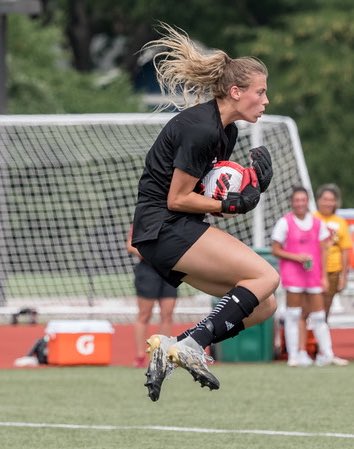 DrakeWSoccer's tweet photo. A Kelsie Stone appreciation post. Right now she sits fourth in the NCAA ‘21 stats for total saves and 11th in saves per game this season. More people should know of her awesomeness. 👏🏼 👏🏼 https://t.co/Wni0OsD9U3