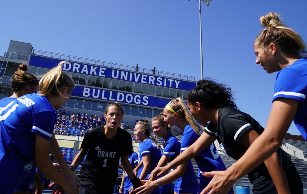 DrakeWSoccer's tweet photo. A Kelsie Stone appreciation post. Right now she sits fourth in the NCAA ‘21 stats for total saves and 11th in saves per game this season. More people should know of her awesomeness. 👏🏼 👏🏼 https://t.co/Wni0OsD9U3