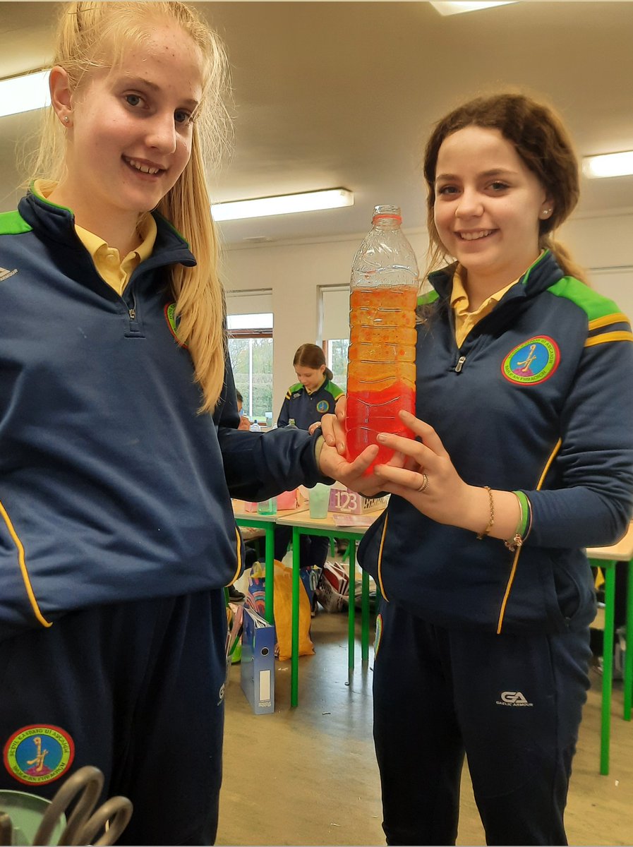 BishopHartyNS's tweet photo. Lava lamps and oobleck today in 5th and 6th Class to wrap up a great #ScienceWeek2021 We also learned about Cows, Grass and Dairy Farming at a webinar hosted by @teagasc #primary #stem #sese #discoverybasedlearning https://t.co/XM4zcSszfP