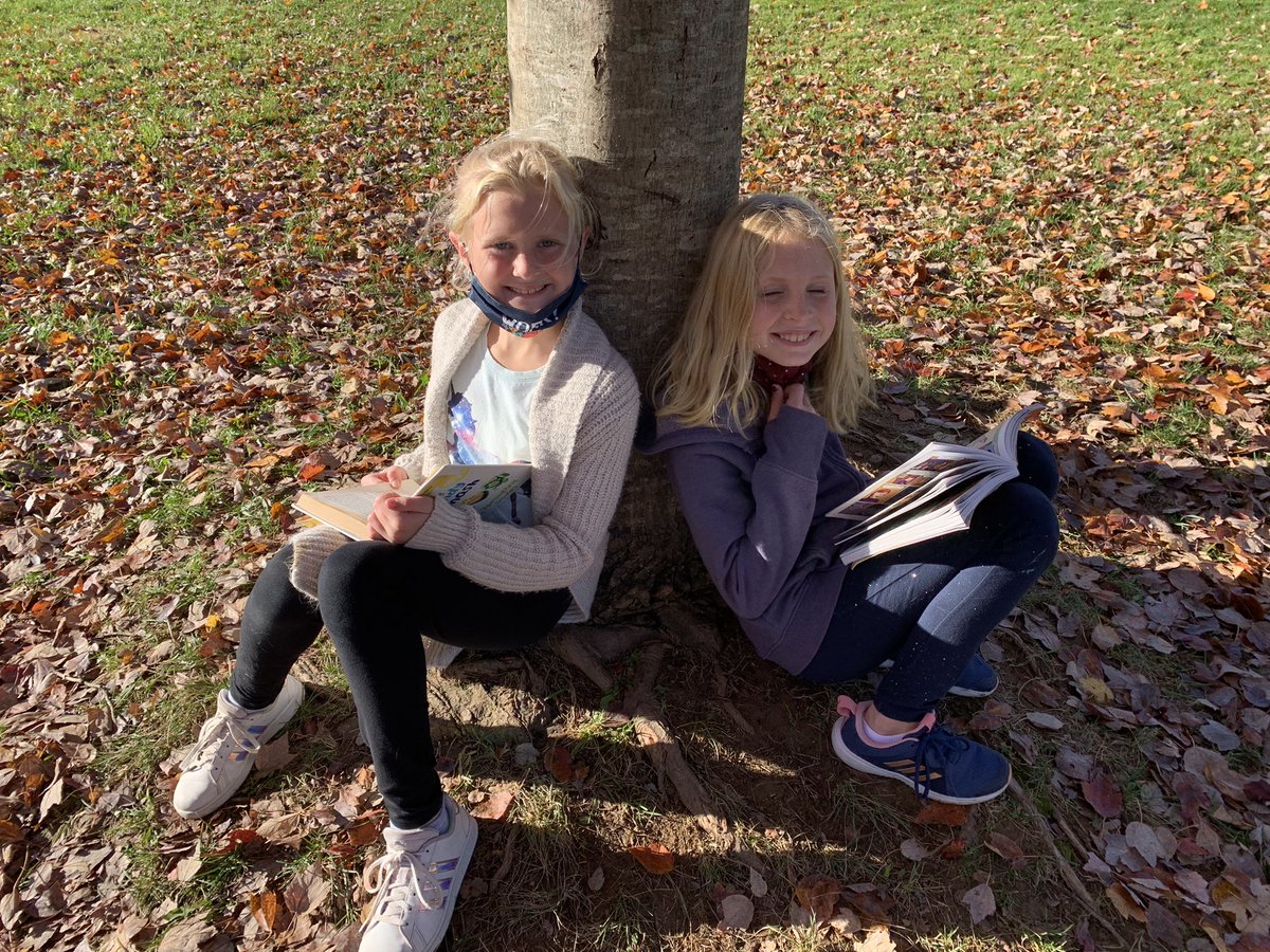 Scarlet is back and we are so happy! Perfect day for outside reading!! <a href="/CBKutzElem/">Paul W. Kutz Elem</a> <a href="/roxy_reading/">Roxy Reading</a>