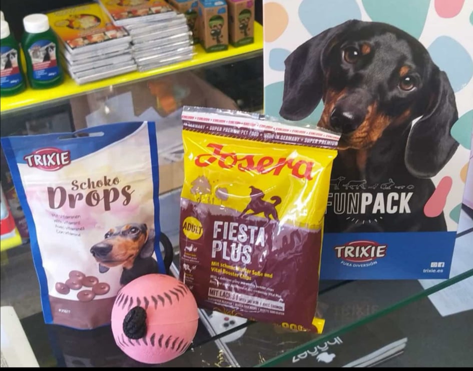 SimbiosisEa's tweet photo. 🐕🏃♂️FUN PACK🏃♂️🐕
Ya tenemos los #funpack de #Trixie para la colaboración en la Carrera de Mushing
Gracias a @Trixie_es por su participación en la carrera del próximo día 27 y 28 que se celebrará en Granatula de Calatrava
¿TE HA APUNTADO YA?
☎️693.017.537 https://t.co/RVjv3ZFa54