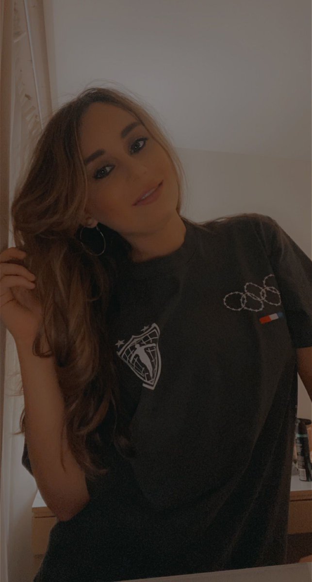 DurhamBradford's tweet image. Who wore it better? @habstrakt #DistortedReality