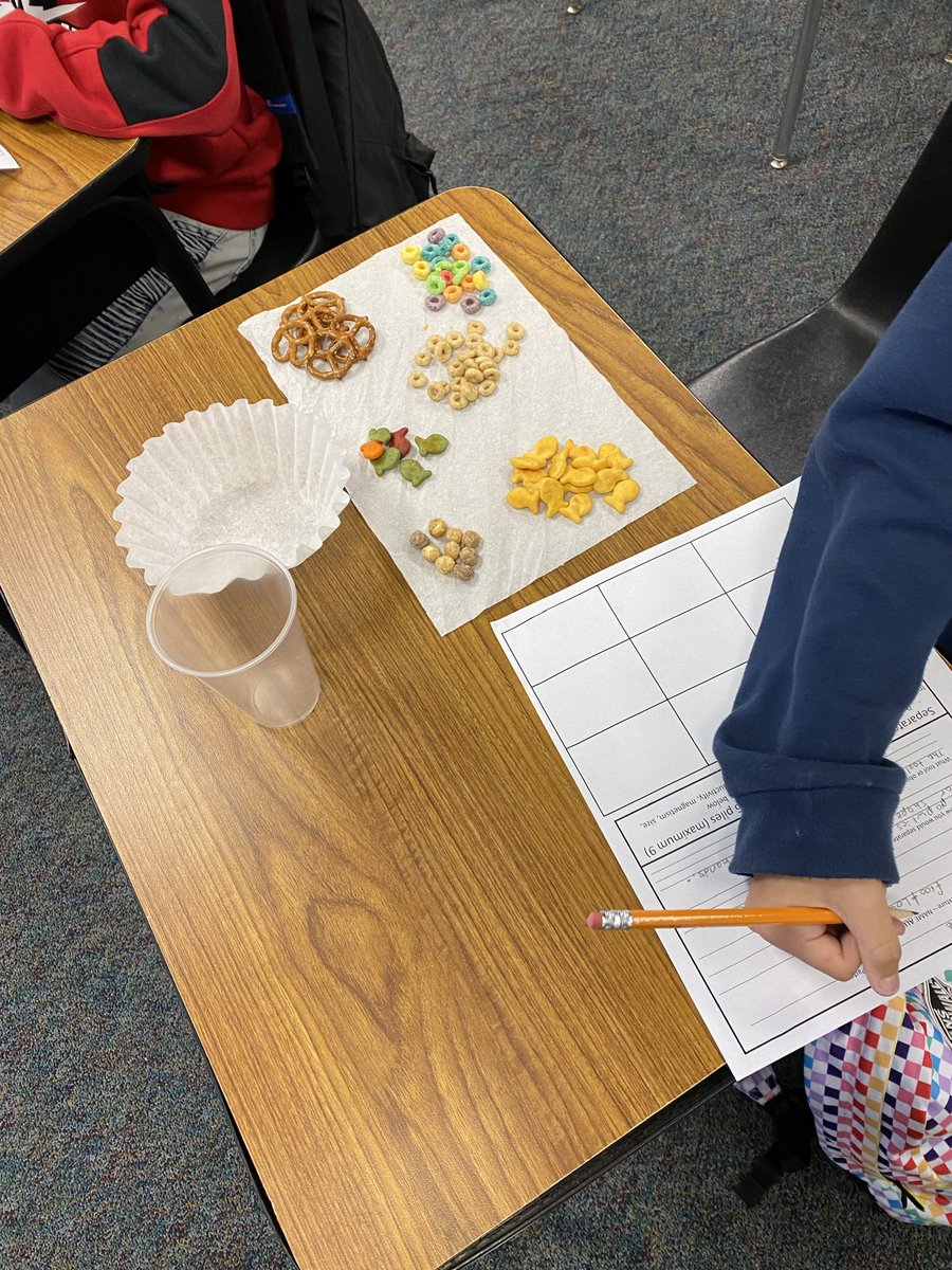 5th grade #duallanguage class separating mixtures by physical properties  #handsonscience #goldfish #cereal #physicalproperties <a href="/WaltDisneyElem/">Walt Disney Elem</a>  <a href="/AlvinISD_SCI/">AlvinISD Science</a> <a href="/AlvinISD_EL/">Alvin ISD EB & Cultural Service Department</a>