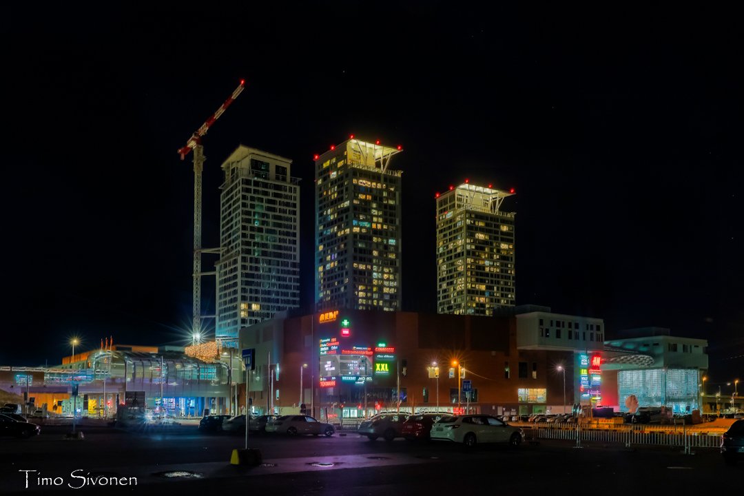 Sivontim's tweet photo. Redi

#kalasatama #kalasatamantornit #redi #kauppakeskusredi #helsinki #visithelsinki #helsinkibynight #nightphotography #nightscape #nightlights #longexposure #landscape #cityscape https://t.co/pjT7YN5UiC