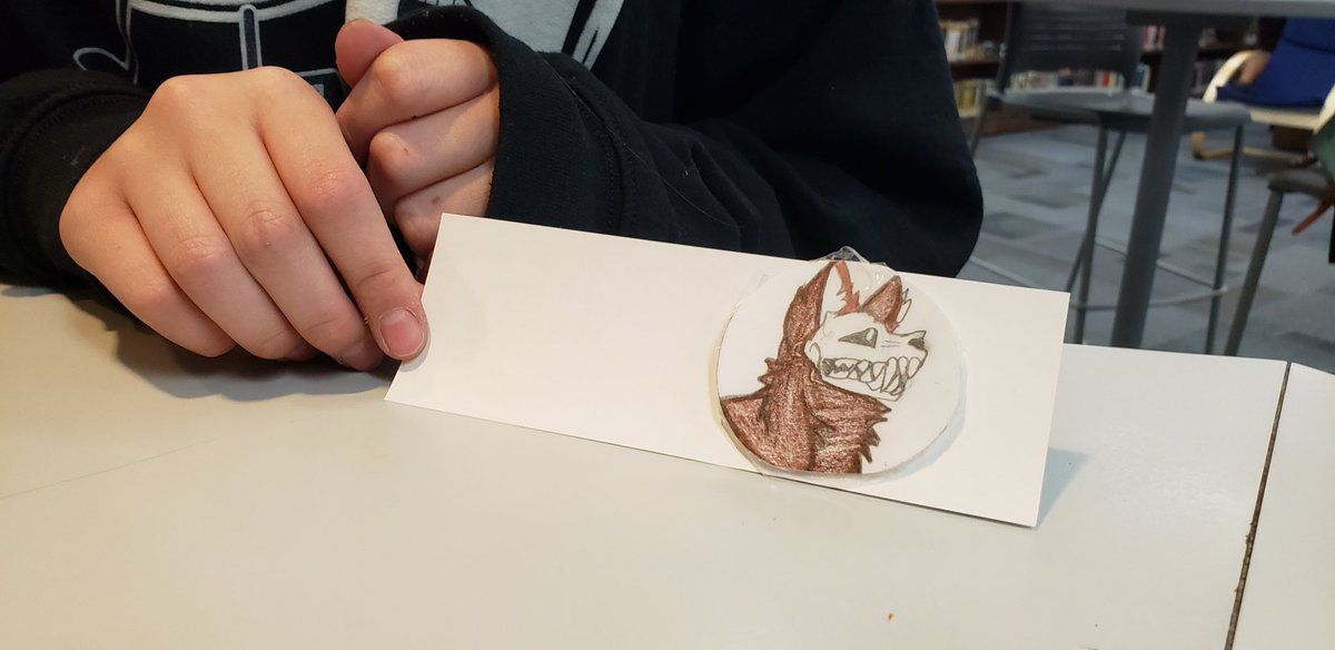 LSMSlibrary's tweet image. Students are being crafty with this month&apos;s Take &amp;amp; Make project-DIY stickers. #LaSallePRIDE #RSDlibraries