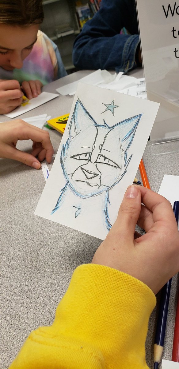 LSMSlibrary's tweet image. Students are being crafty with this month&apos;s Take &amp;amp; Make project-DIY stickers. #LaSallePRIDE #RSDlibraries