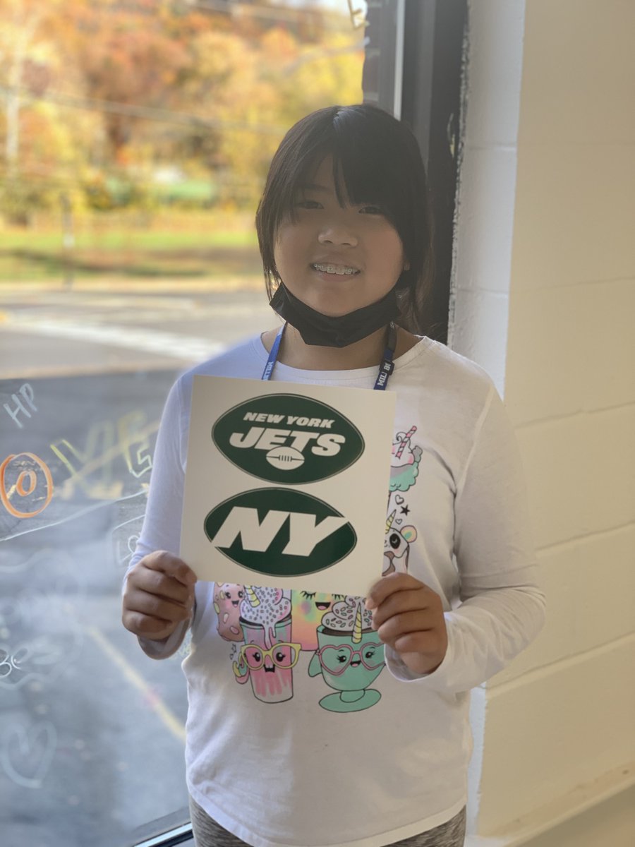 MMSGuidDept's tweet photo. Congratulations, Ashley! You're the Millburn Middle School Upstander of the Month! Thanks for being so helpful to everyone! @nyjets #JetsTacklebullying 
@STOMPOutBullyng https://t.co/ZQ1aJjAV1w