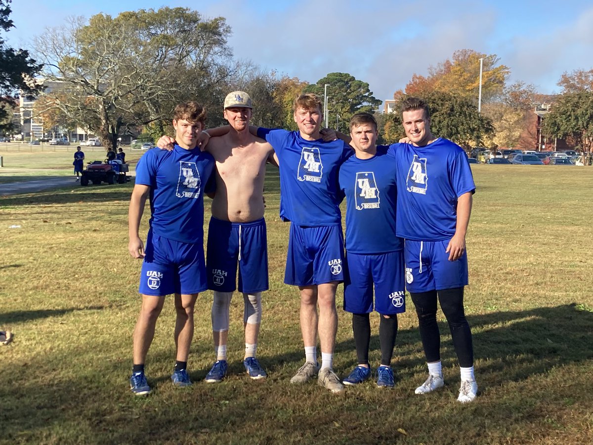 UAH_BSB's tweet photo. Congrats to Team Blue Bloods (Ezzell) on the Iron Man Team championship! 
@LandonEzzell 
@V_is_key 
@Dmccary11 
@cory_hagood 
@cbaeder13 https://t.co/HRSLsjVUqr