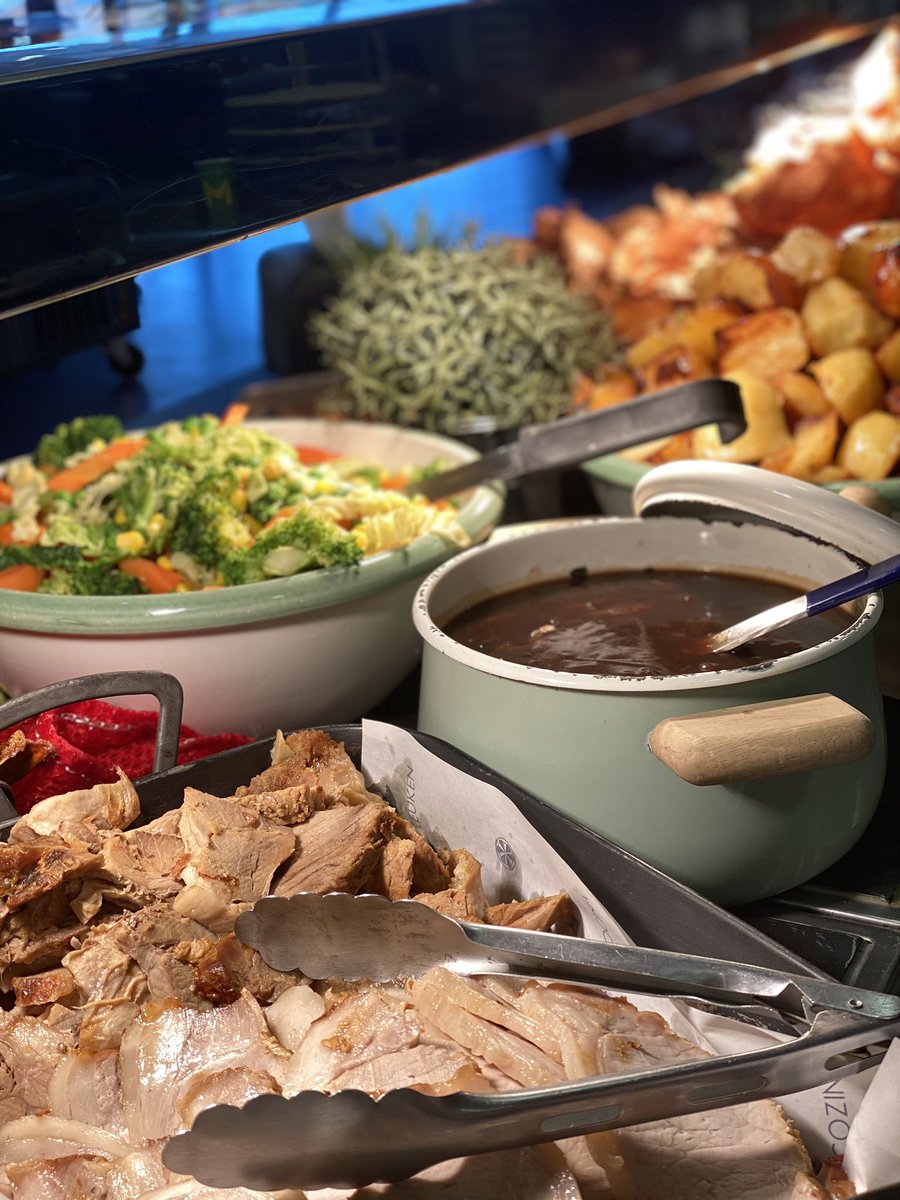 robertchambers8's tweet photo. Some of the dishes this week for national school meals week. It’s all about feeding kids better food 👊🏻@NSMW @LACA_UK https://t.co/lWQfCqFvJu
