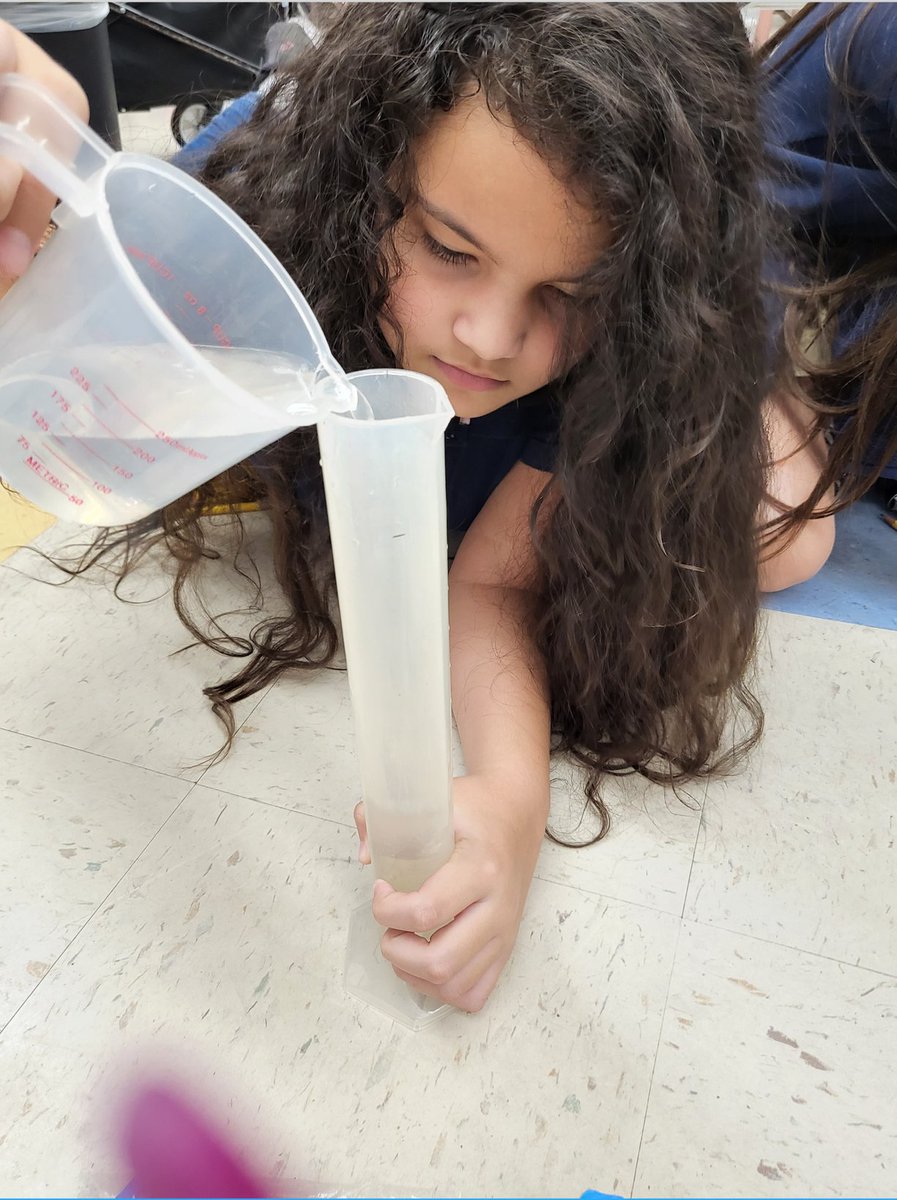 Rocks4th's tweet photo. Today we determined the volume of solids, as another property of matter. 
@Crestwood2021 
@WeAreHAEST https://t.co/trJDbWTYMd