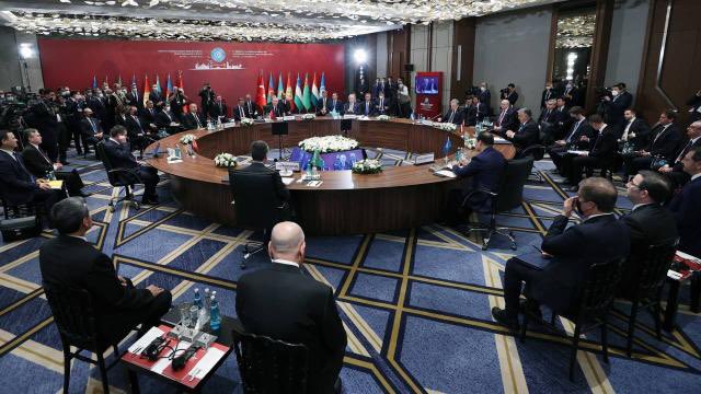 🔴Türk Konseyi Devlet Başkanları 8. Zirvesi'nin ardından yayınlanan ortak bildiri ile “Türk Dili Konuşan Ülkeler İşbirliği Konseyi”nin adı "Türk Devletleri Teşkilatı" olarak değiştirildi.

🇹🇷 TÜRK DEGS olarak Türk Birliği için muhteşem bir başarı olan bu adımı kutluyoruz.