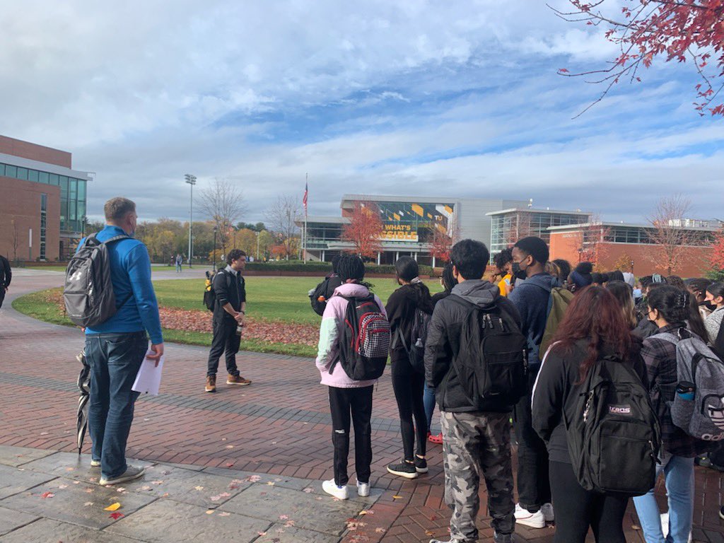 Frederick High School Counseling Office tweet media