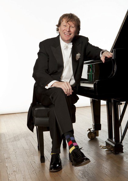 MaidenheadMusSo's tweet photo. https://t.co/MjqkQCruOQ
Do come along this Thursday 18th November at 7.30.  Amazing pianist Piers Lane is playing Beethoven and Chopin @nordenfarm arts centre in Maidenhead - lovely venue and nice food!! https://t.co/OSKkqJ10Pb