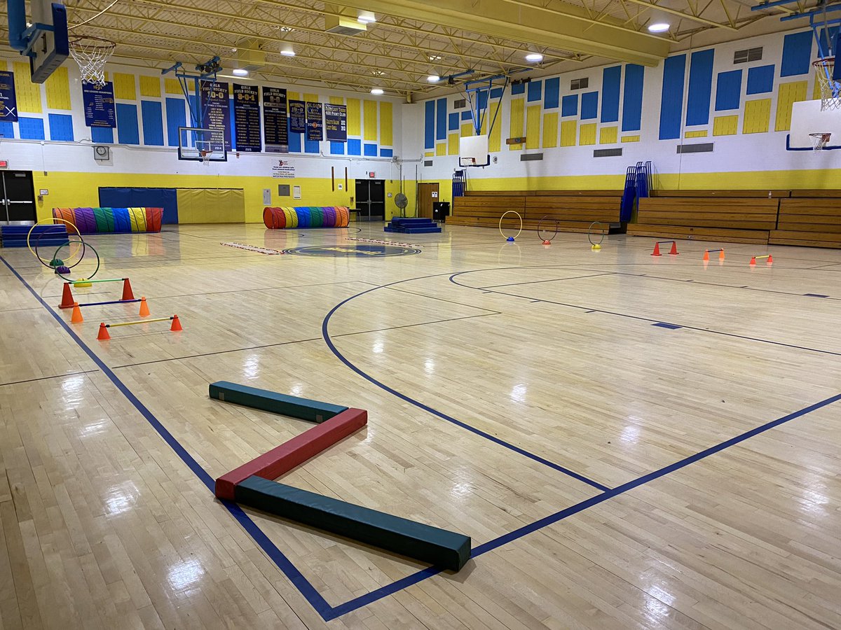 All set up for the Holiday Palooza!! Thanks for the help Mrs. Wilkinson, Mrs. Pote, and Mr.Nutt!! @FlakePE will be running the show tonight!! <a href="/tabernaclehsa/">TabernacleHSA</a> <a href="/Tabschools/">Tabernacle Schools</a> <a href="/TabernacleEA/">Tabernacle Education Association</a>