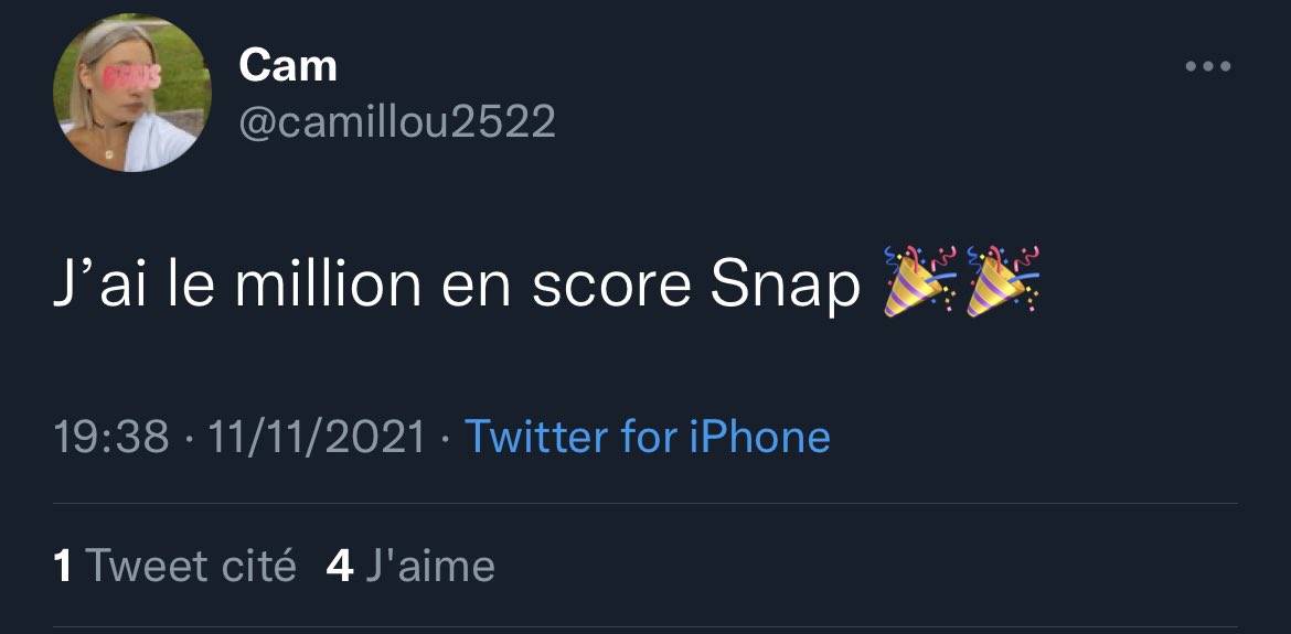 Manu_QLF's tweet image. Elle a annoncé ça zahma c’est la fierté de la famille