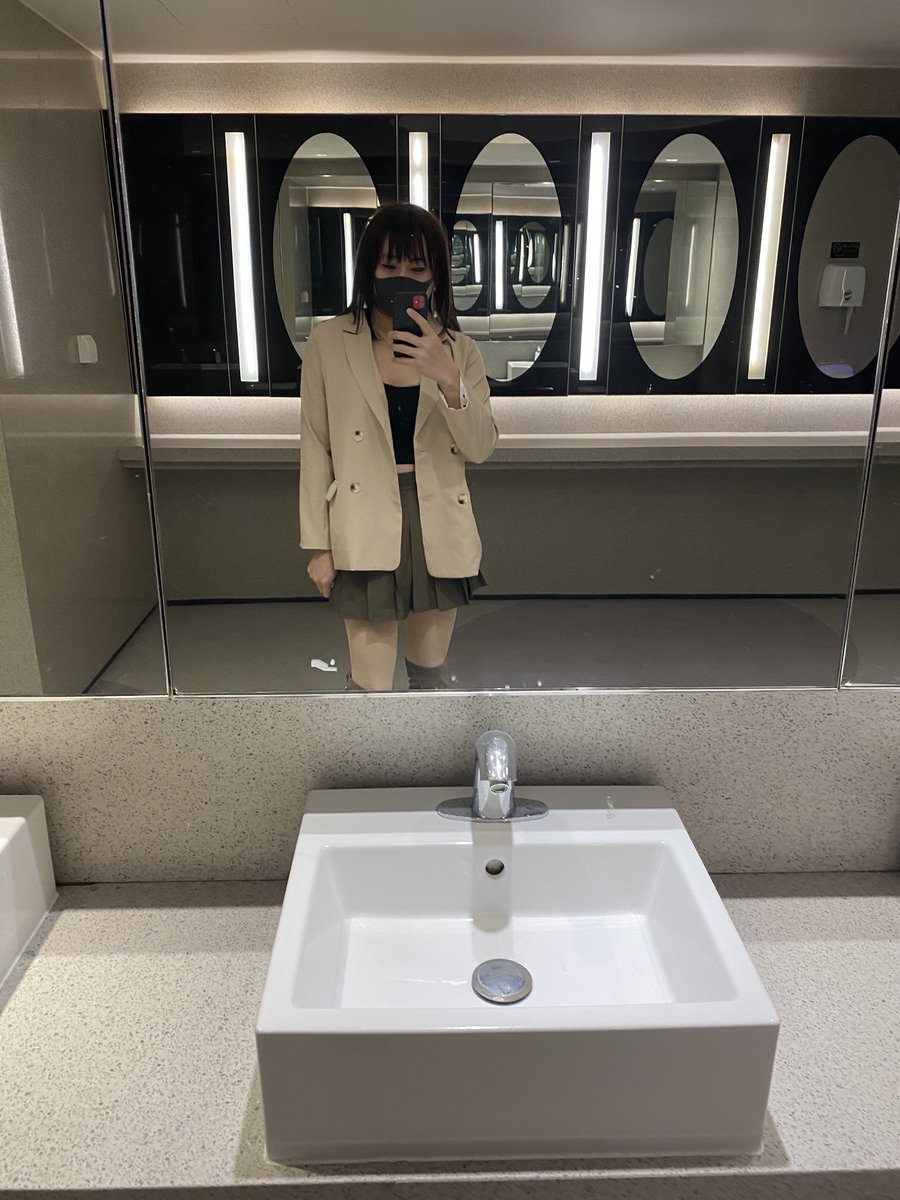 yzv6310's tweet photo. 这次伪街的妆容很满意 https://t.co/krKjSf5Ock