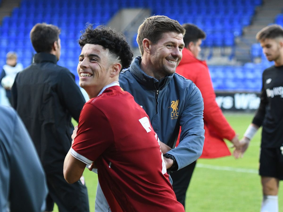 TheAcademy21's tweet photo. Some outlets are reporting that Steven Gerrard’s appointment as Aston Villa manger could see them make a concrete move for Liverpool starlet Curtis Jones (20). 

Do you think this move could materialise? They had perviously been linked with a £15-20m move. https://t.co/XWKth5cnLj