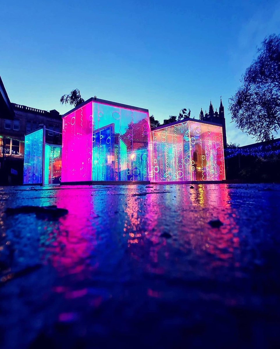 Cardiff Life tweet media